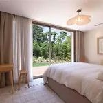 Διαμέρισμα Prestige A C 12p With Pool & Lounge *