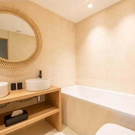 Prestige A C 12p With Pool & Lounge Διαμέρισμα