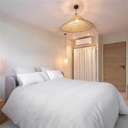 Prestige A C 12p With Pool & Lounge Apartman Saint-Tropez